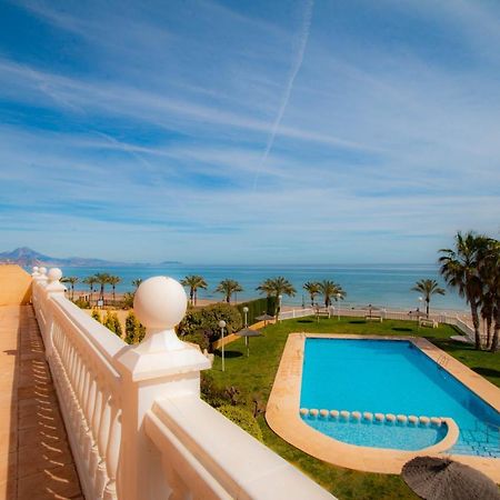 Lovely Apartment Beach Front & Pool El Campello Buitenkant foto