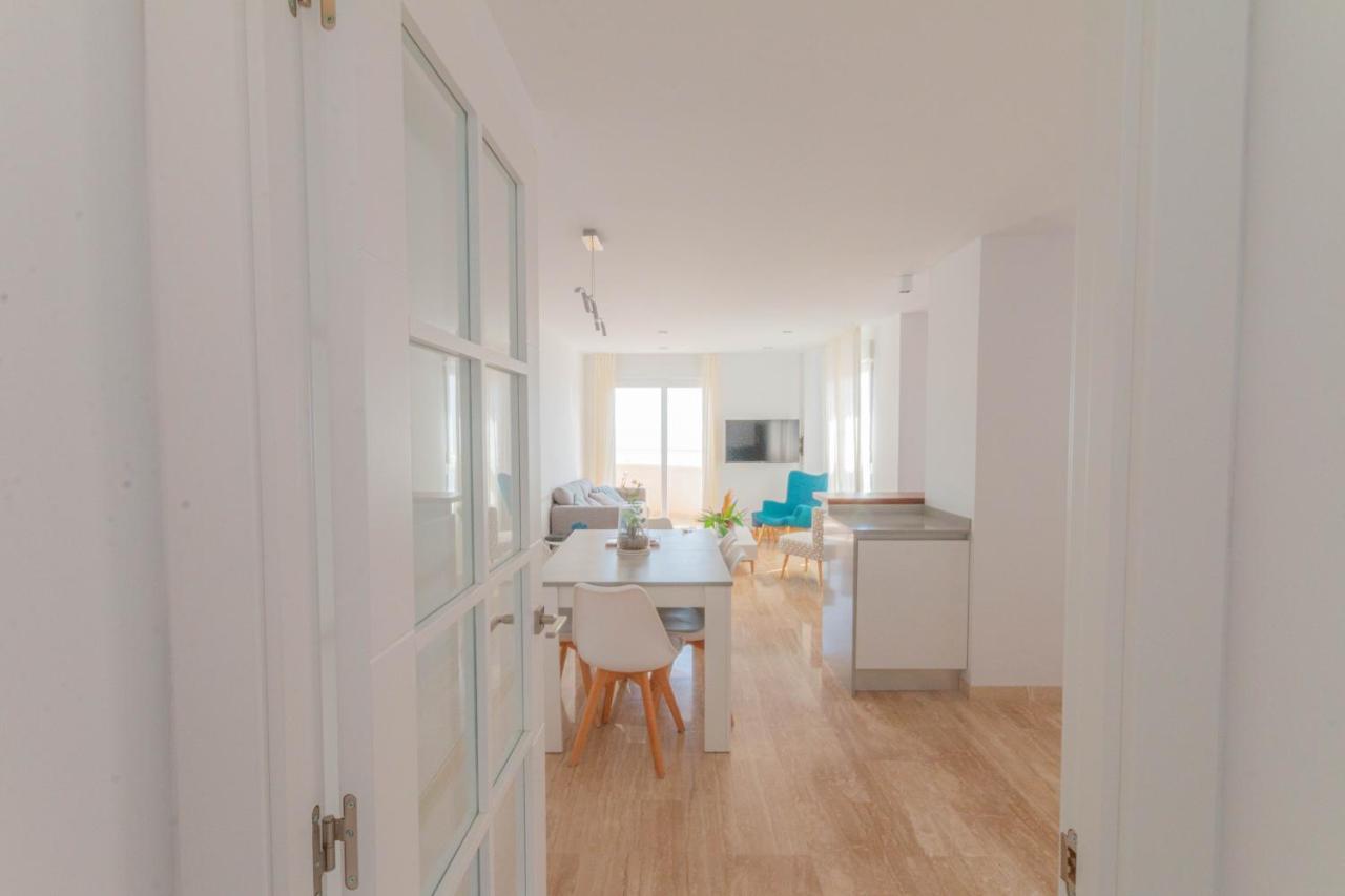 Lovely Apartment Beach Front & Pool El Campello Buitenkant foto