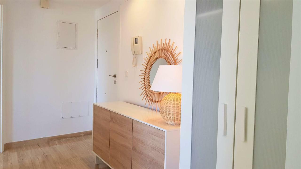 Lovely Apartment Beach Front & Pool El Campello Buitenkant foto